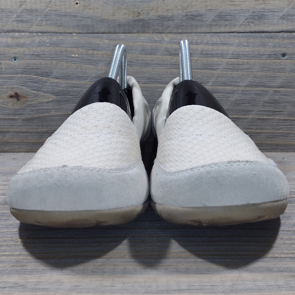 Skechers Career Interview Flat Suede Shoes Womens Size 10 Cream - Picture 2 of 10